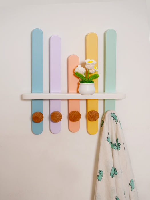 Rainbow Peg - Rainbow-inspired wall hooks