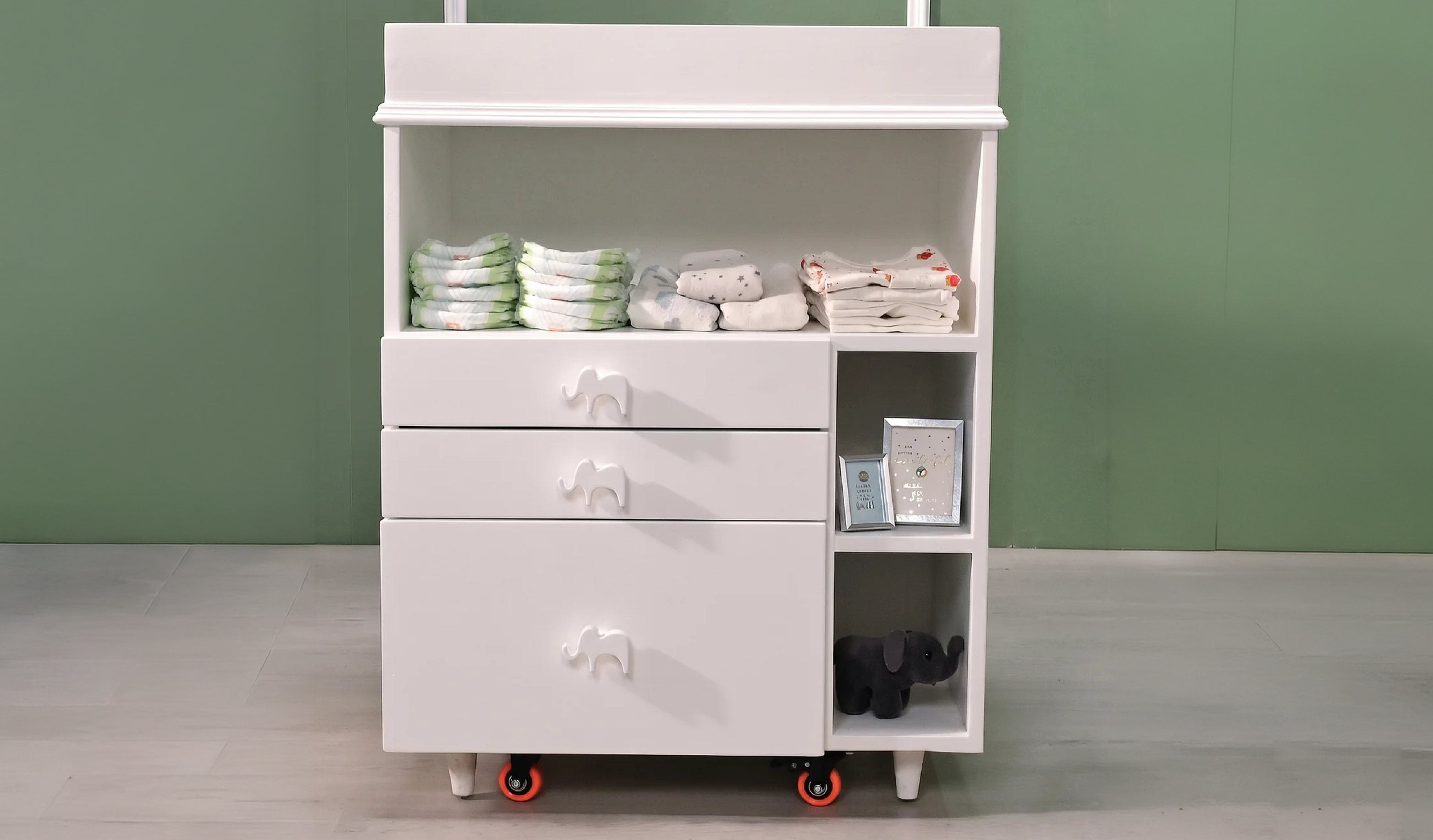  Get the Best Changing Table for Your Toddler