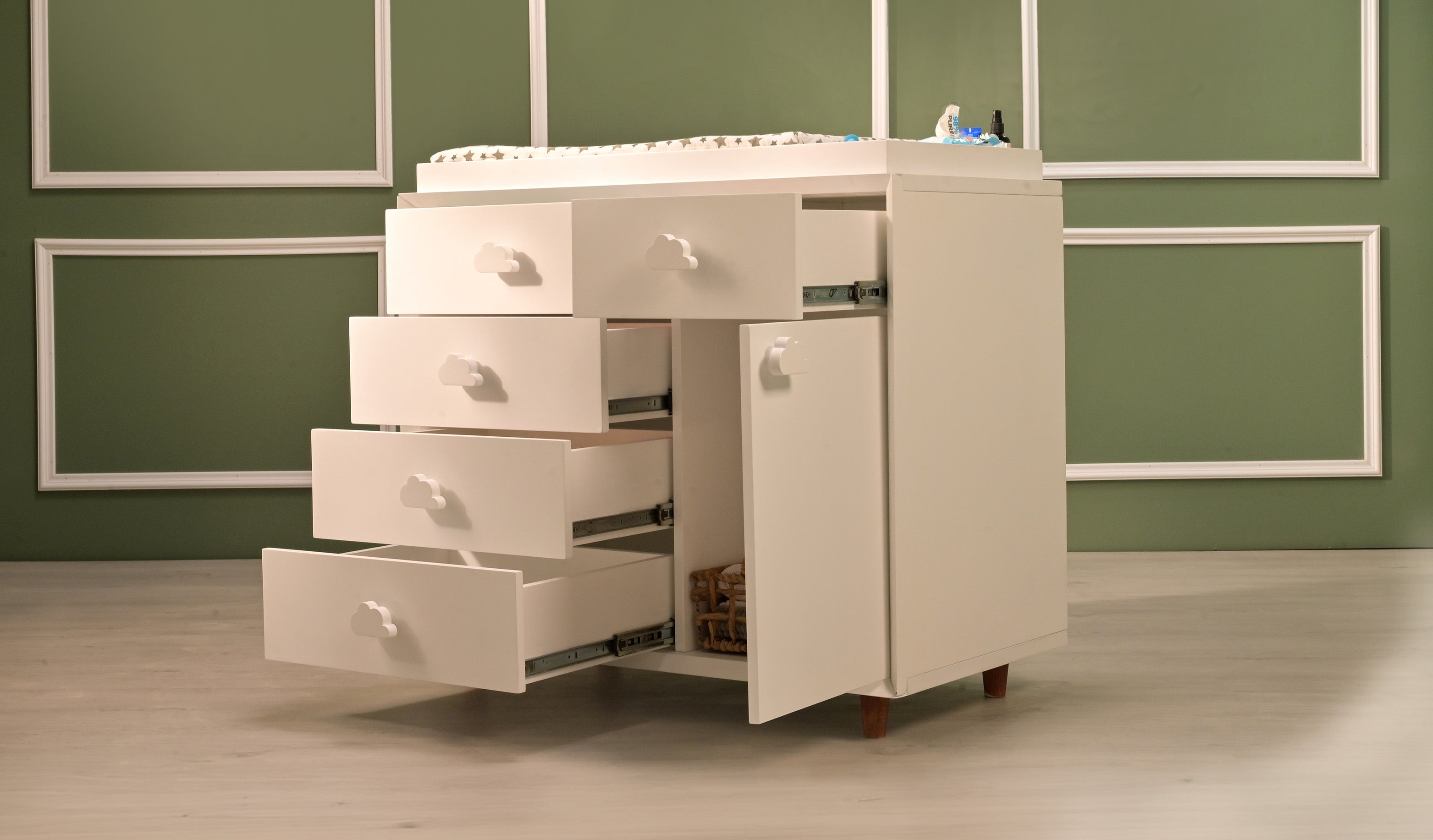 Baby Changing Table Safety: What Every Indian Parent Must Check Before Use