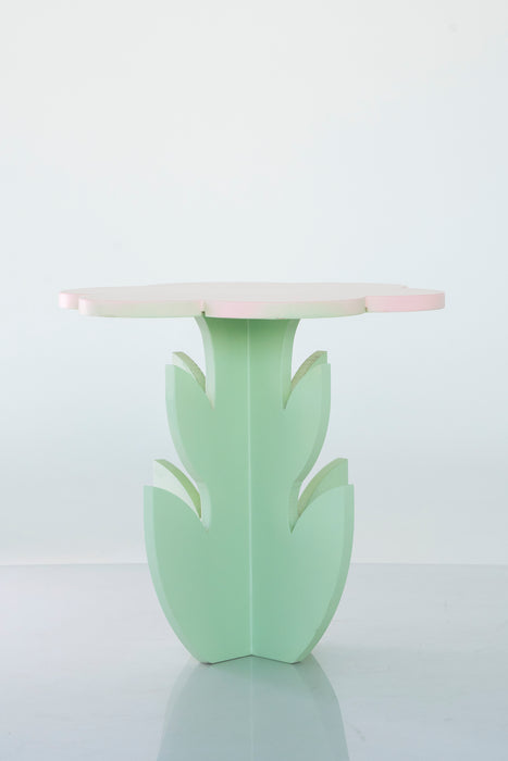 Flora Table