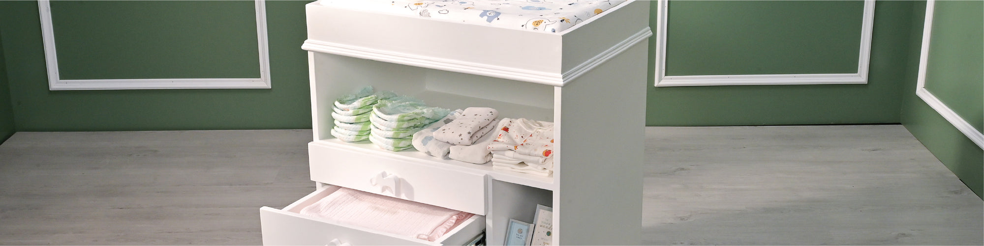 Elly Changing Table