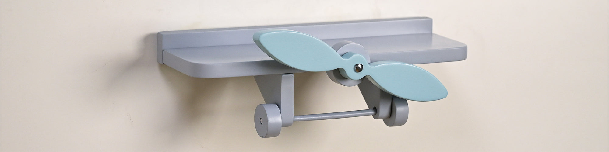Jet Set Go Shelf