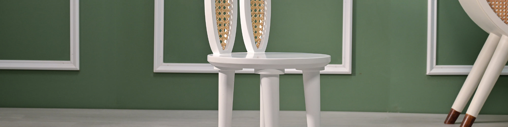 Lola Chair