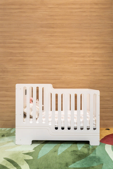 The SmartNest - High-tech Smart Baby Crib