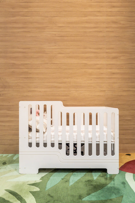 The SmartNest - High-tech Smart Baby Crib