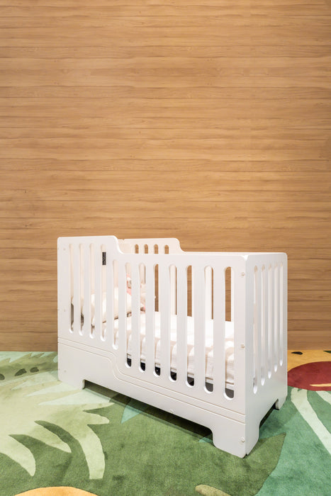 The SmartNest - High-tech Smart Baby Crib