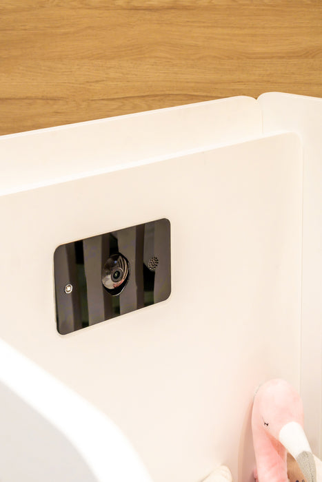 The SmartNest - High-tech Smart Baby Crib