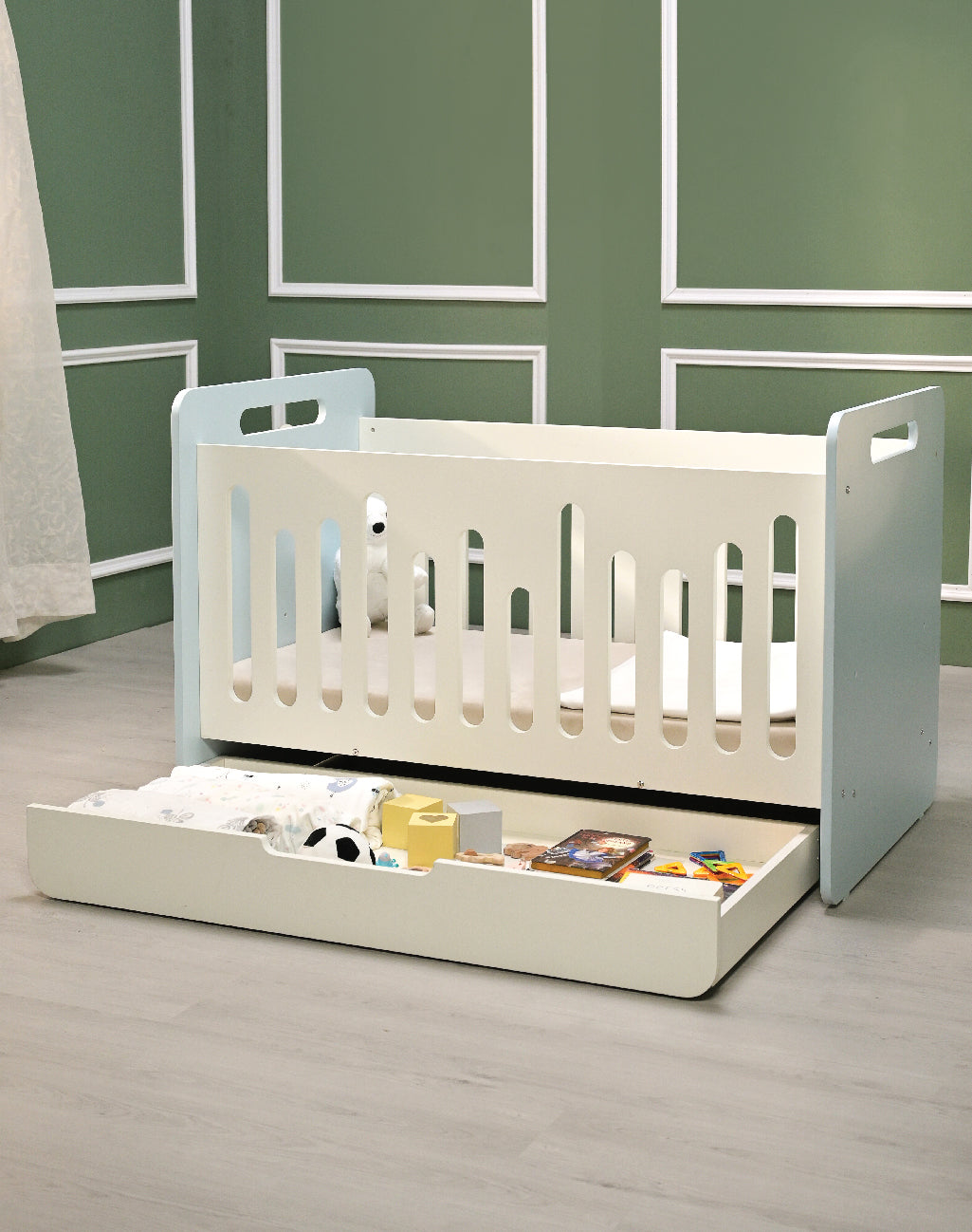 Treasure Cot